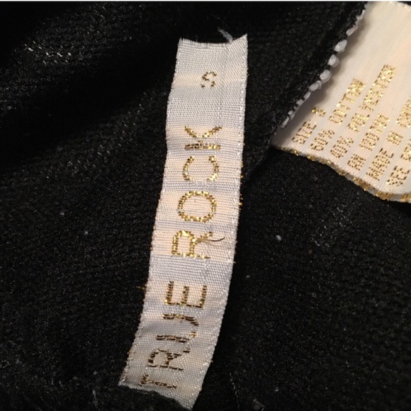 {Lot of 3} 2 Small/1 Medium Active Wear Shorts - Picture 4 of 8